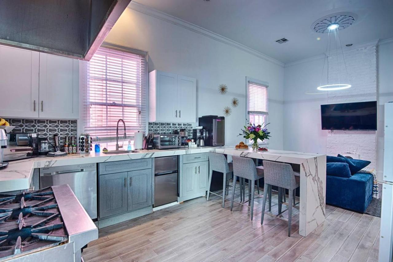 Five Br - Sleeps 10! Steps From French Quarter Villa New Orleans Bagian luar foto
